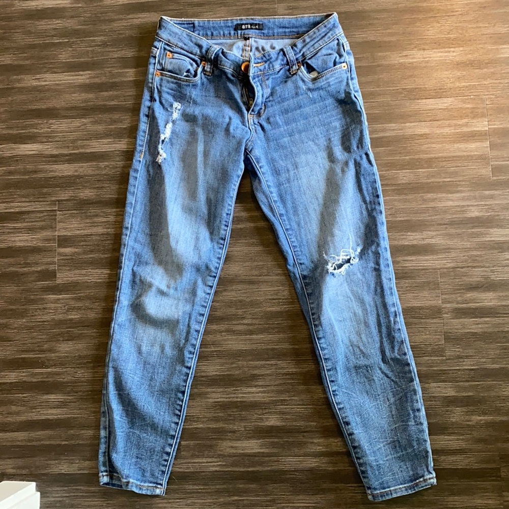 Blue cropped jeans. STS Blue